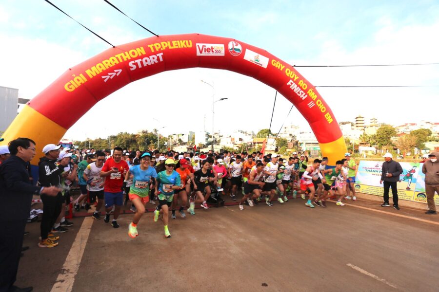 Sâm Ngọc Linh Kon Tum K5 đồng hành cùng giải chạy gây quỹ "Áo ấm cho em - Pleiku Marathon"