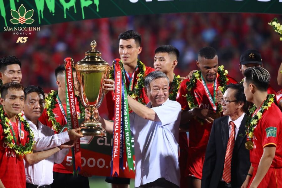 Câu lạc bộ Công an Hà Nội đã xuất sắc đoạt chức vô địch Night Wolf V.League 1 - 2023.