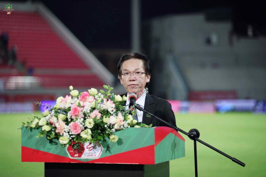 Đại diện Sâm Ngọc Linh K5 phát biểu tại buổi lễ khai mạc mùa giải.