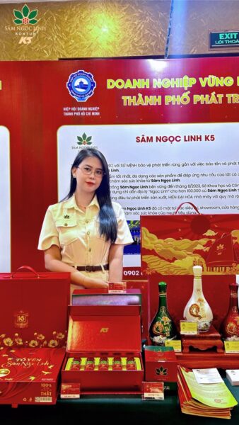 Gian hàng Sâm Ngọc Linh tại sự kiện.