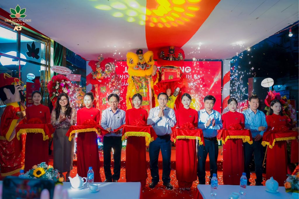 Khai trương showroom Quảng Ngãi: Những kỳ vọng mới được thiết lập trong hành trình chăm sóc sức khỏe khách hàng