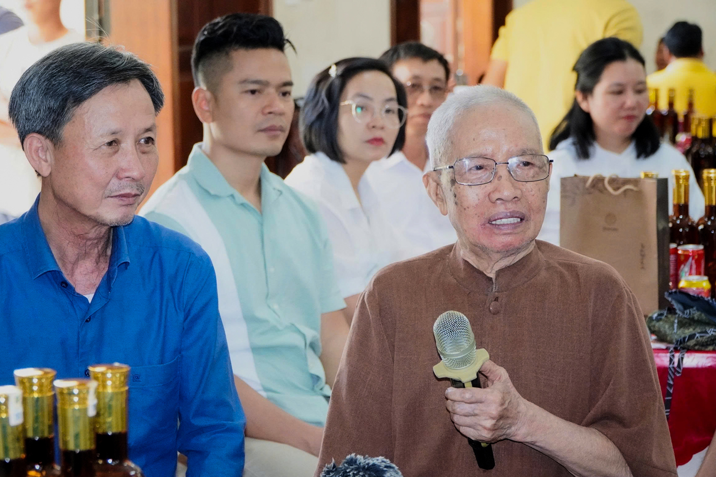 Dược sỹ Đào Kim Long chia sẻ câu chuyện về hành trình tìm Sâm đầy thử thách.