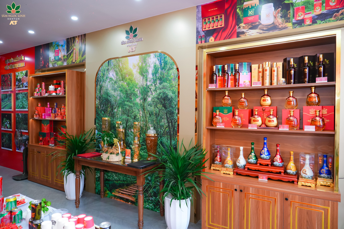 Một góc không gian trưng bày sản phẩm K5 tại showroom mới.